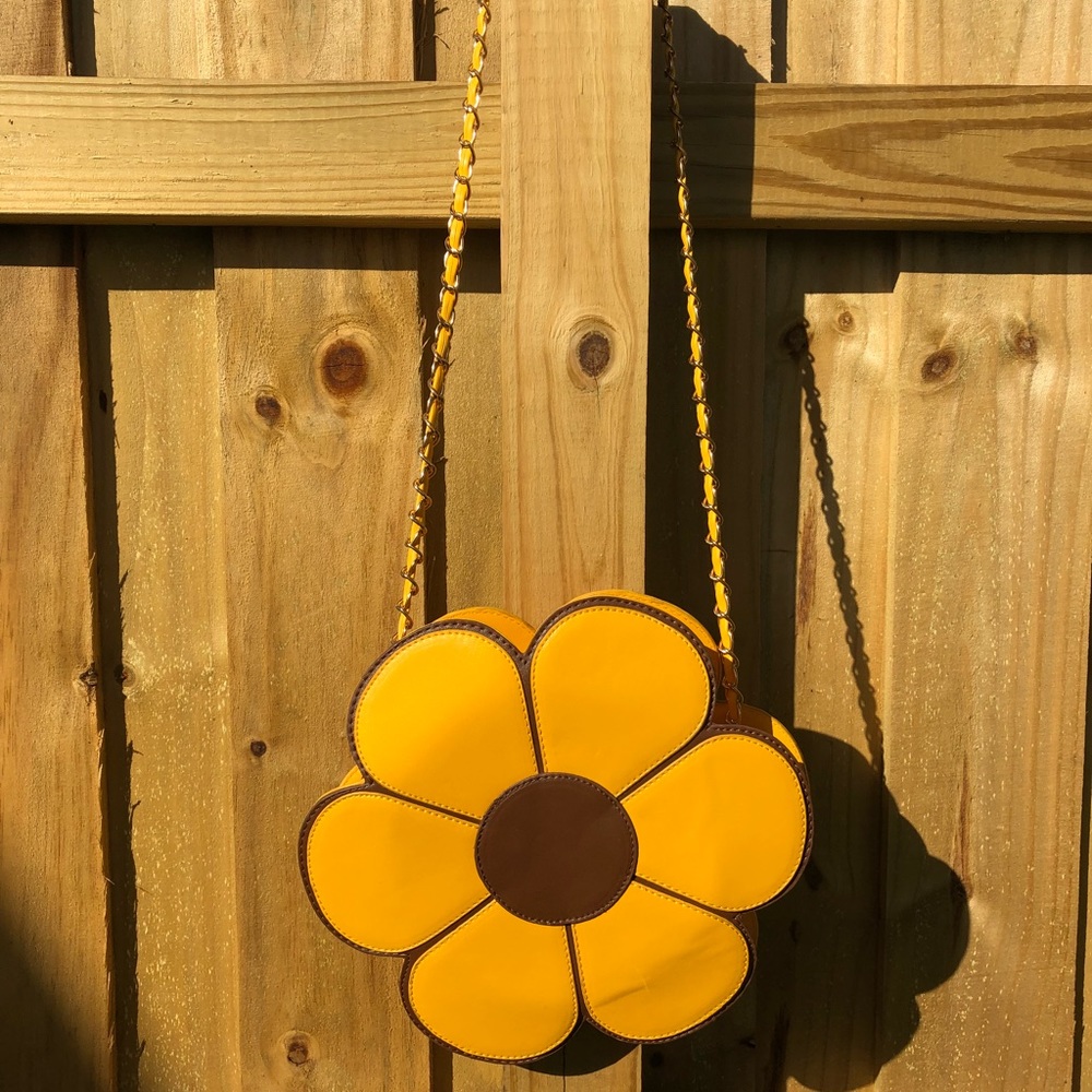 Nila Anthony yellow Sunflower daisy flower purse